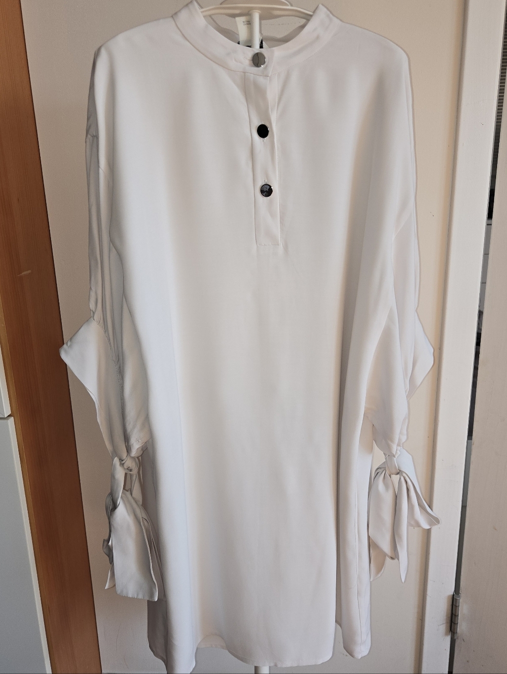 CLUB MONACO New With Tag Short Sleeve Dress White Graduation Wedding Sz 6